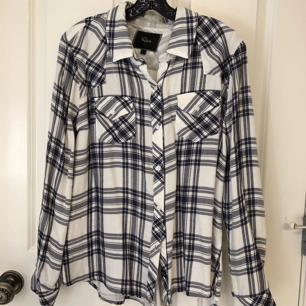 Rails bottom front plaid shirt